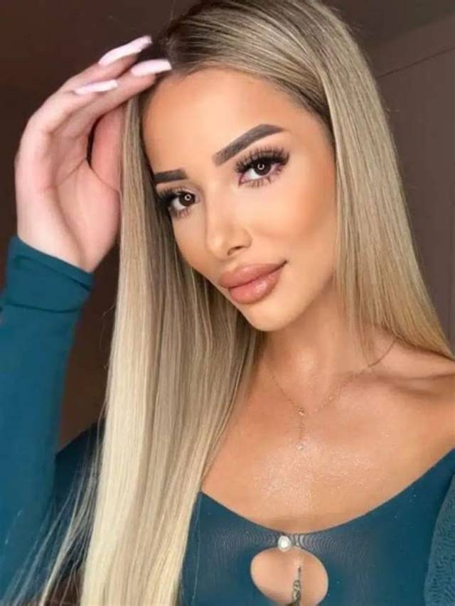 Silvia Derbez Biography, Age, Height, Husband, Net Worth, Family